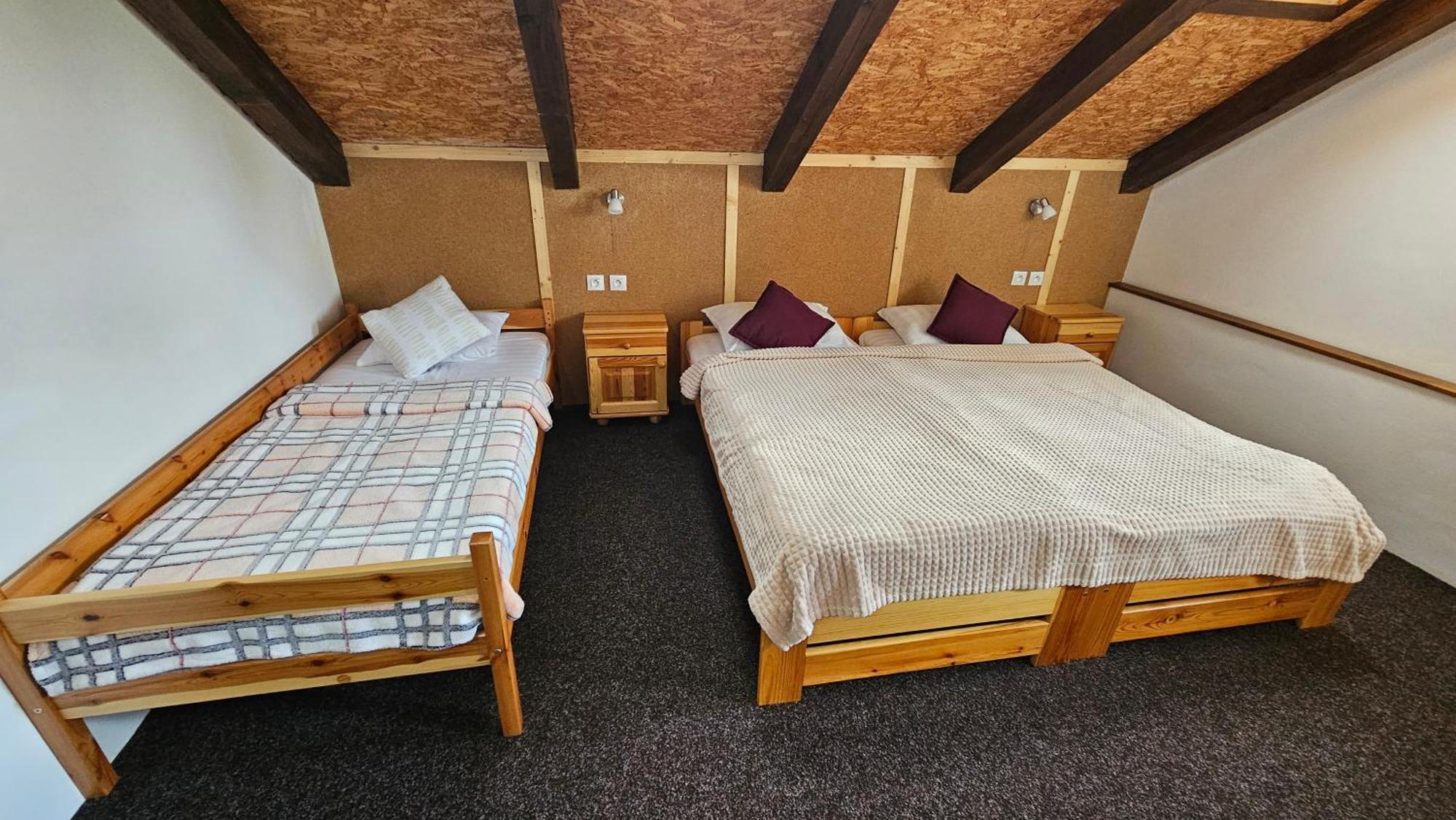 Mala Narnia Hotel Frymburk Buitenkant foto