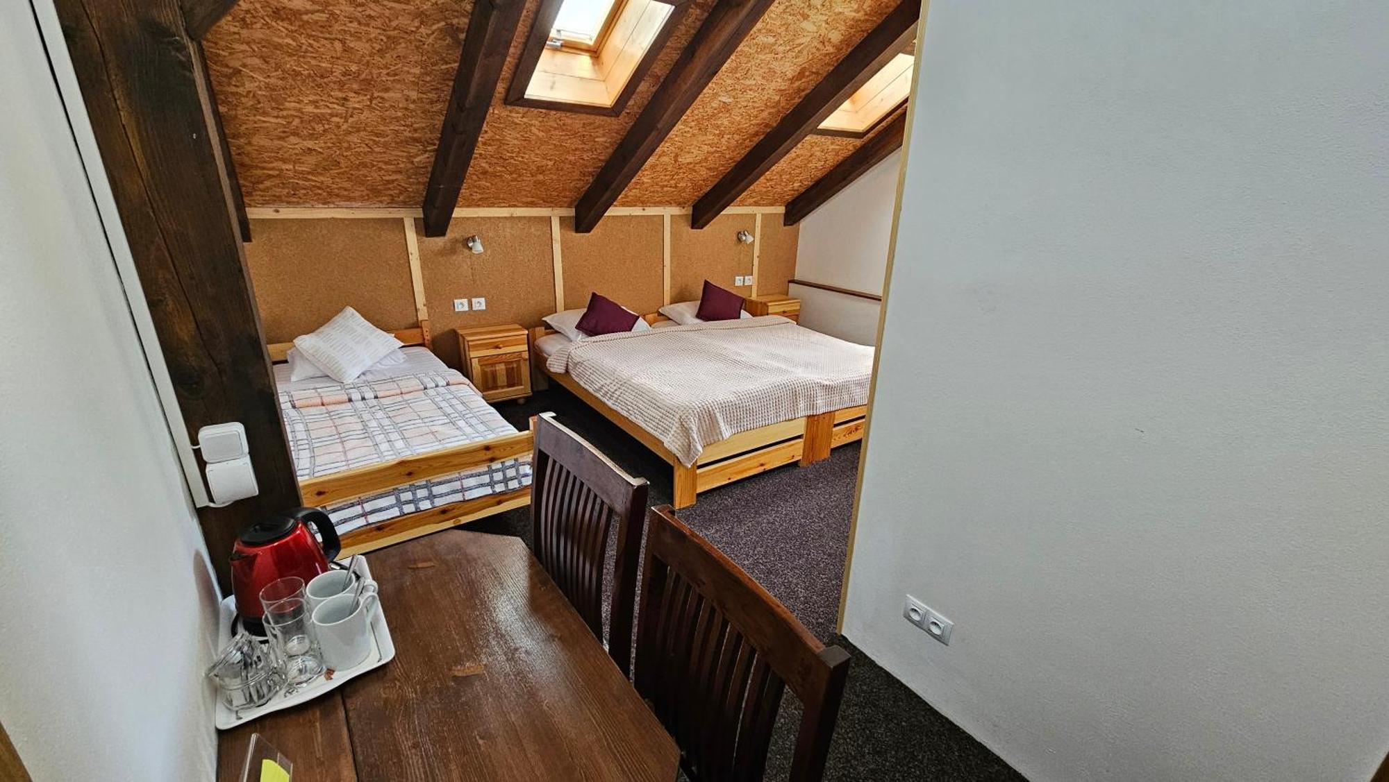 Mala Narnia Hotel Frymburk Buitenkant foto
