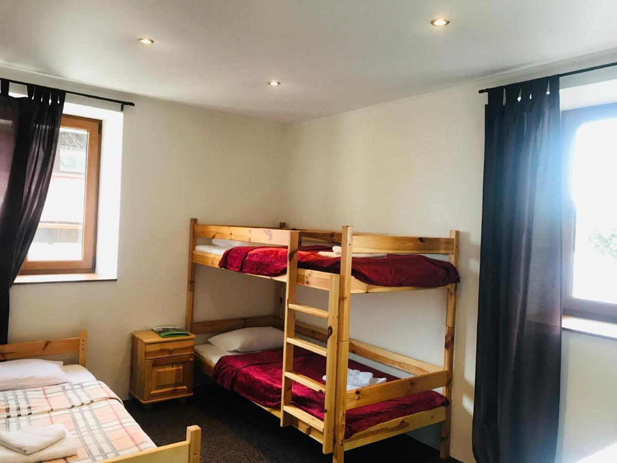 Mala Narnia Hotel Frymburk Buitenkant foto